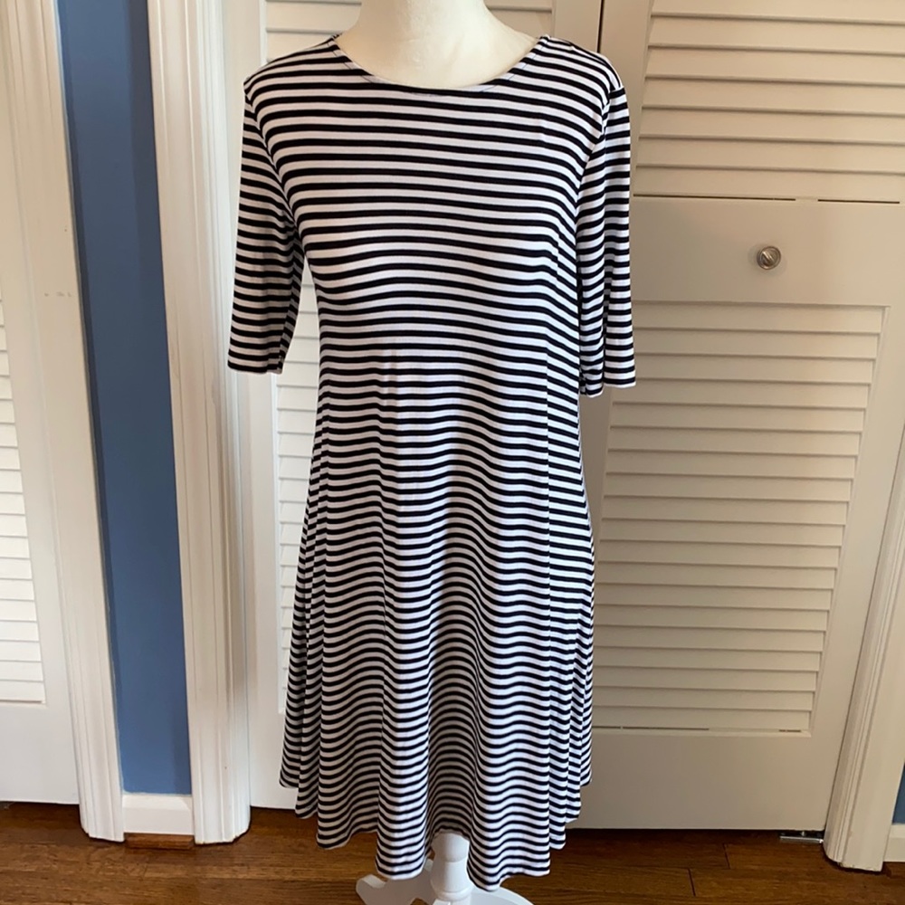 XS Old Navy striped dress 3/4 sleeves